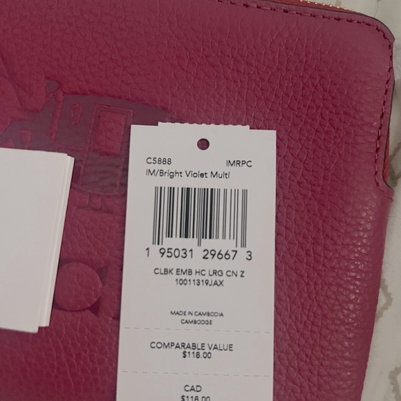 COACH Wristlet - Picture 5 of 5